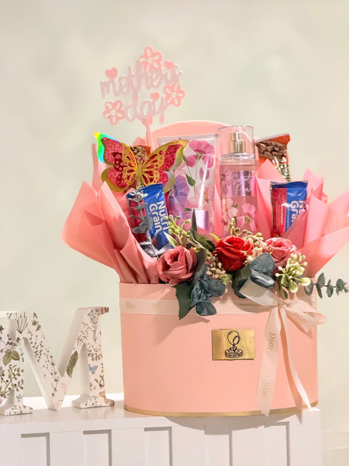 Sweet Deluxe Mom