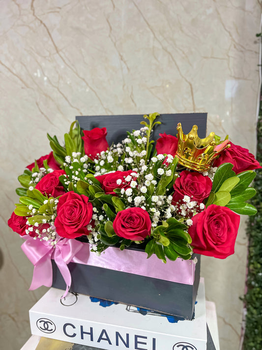 Queen Roses Box