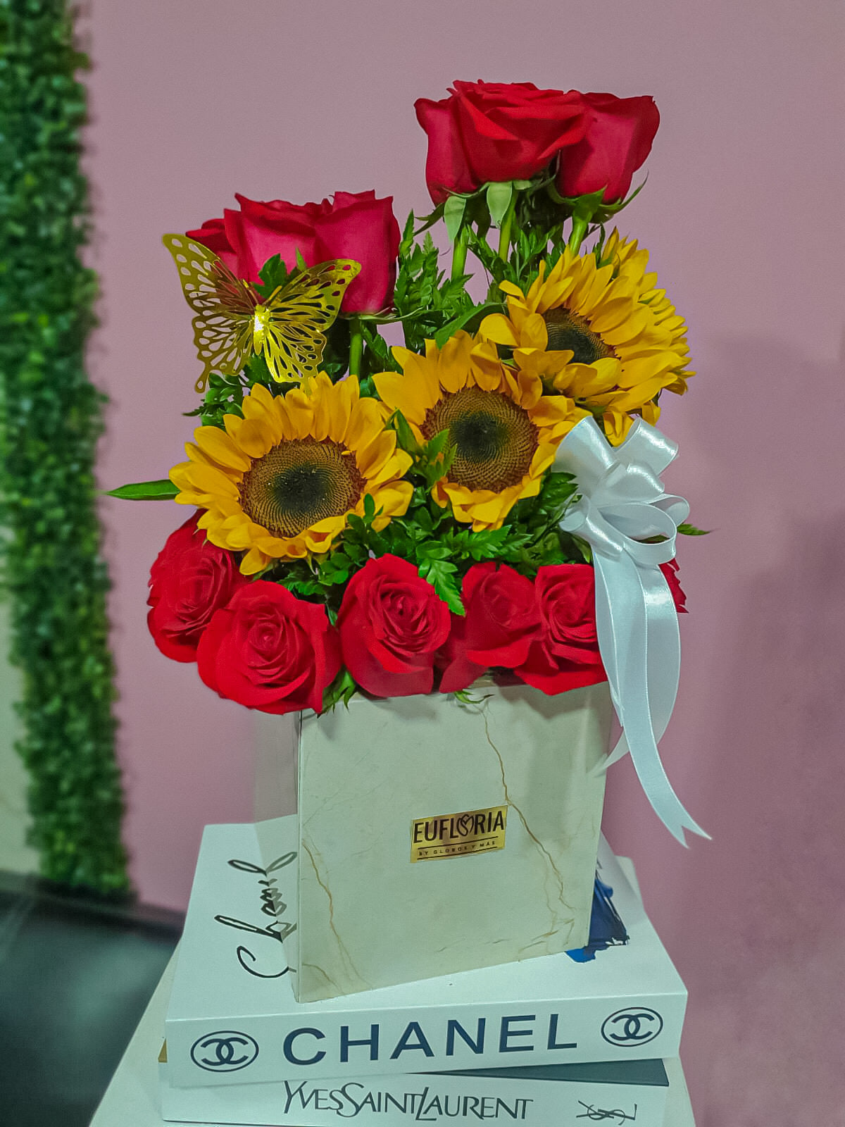 Chanellees Box