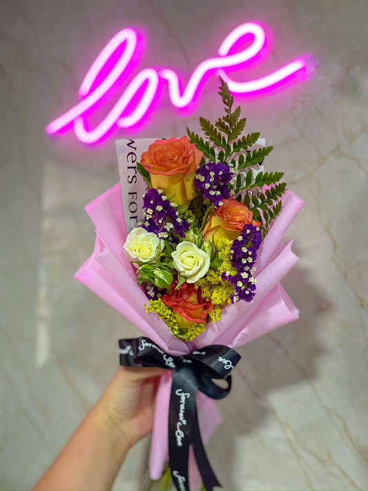 Little roses bouquet